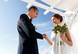 再婚でも結婚式をするカップルは何 再婚での結婚式の4つの注意点