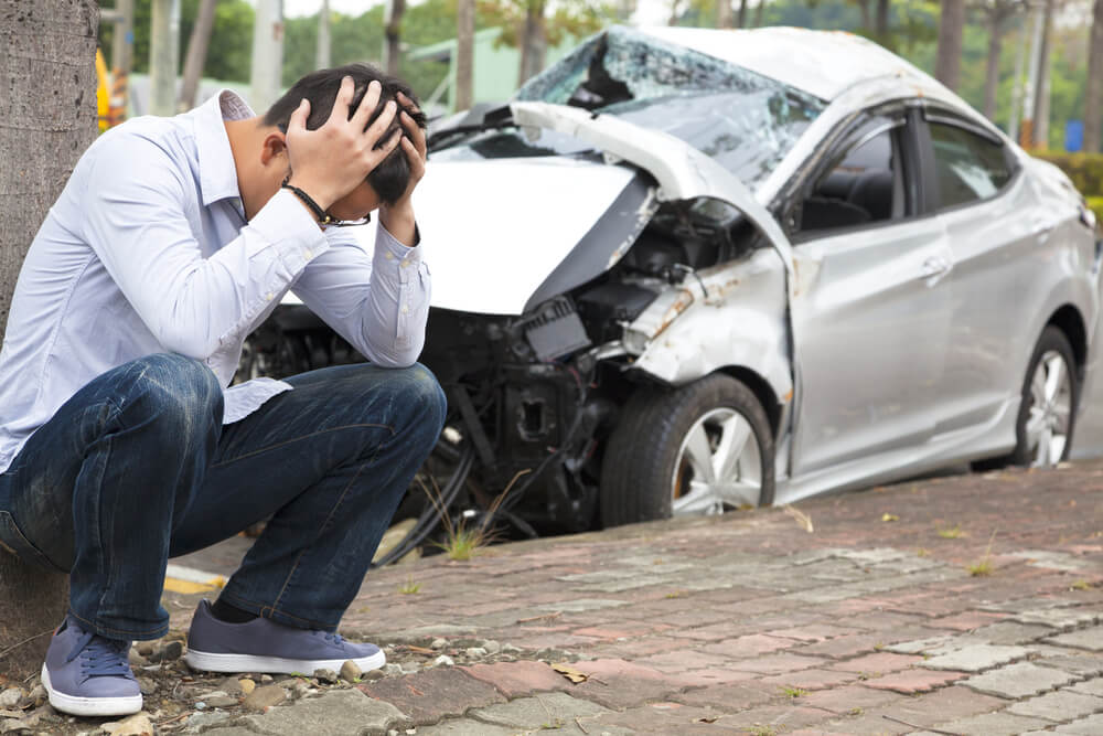 交通事故に遭い加害者が任意保険未加入だった場合の対処法