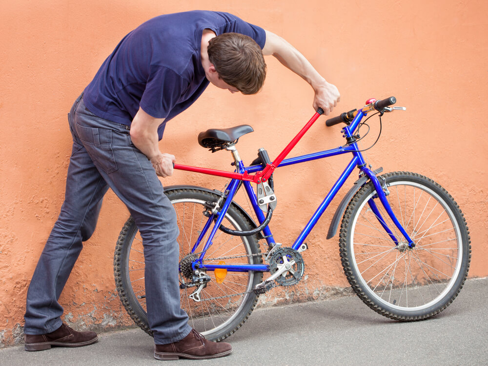 自転車窃盗は犯人検挙が困難 対策や盗られた場合の対処法を紹介