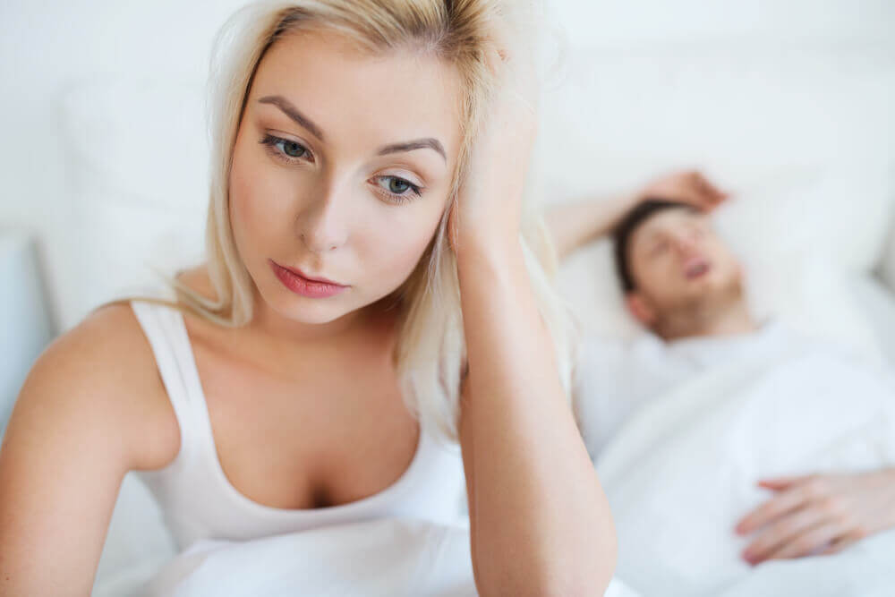 夫のいびきを理由に離婚はできる？