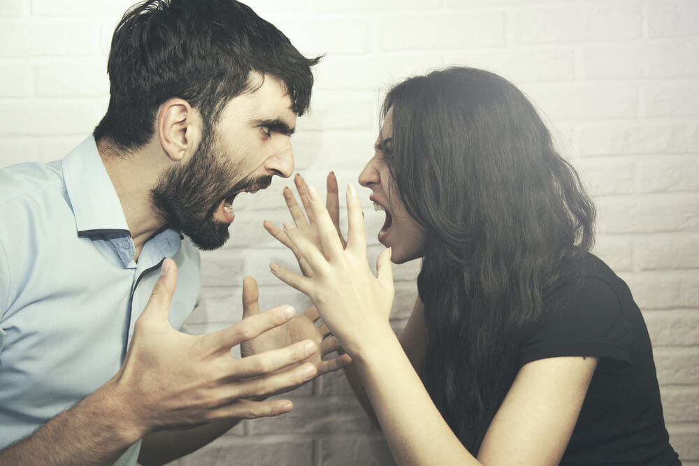 離婚 に 応じ ない 妻 心理
