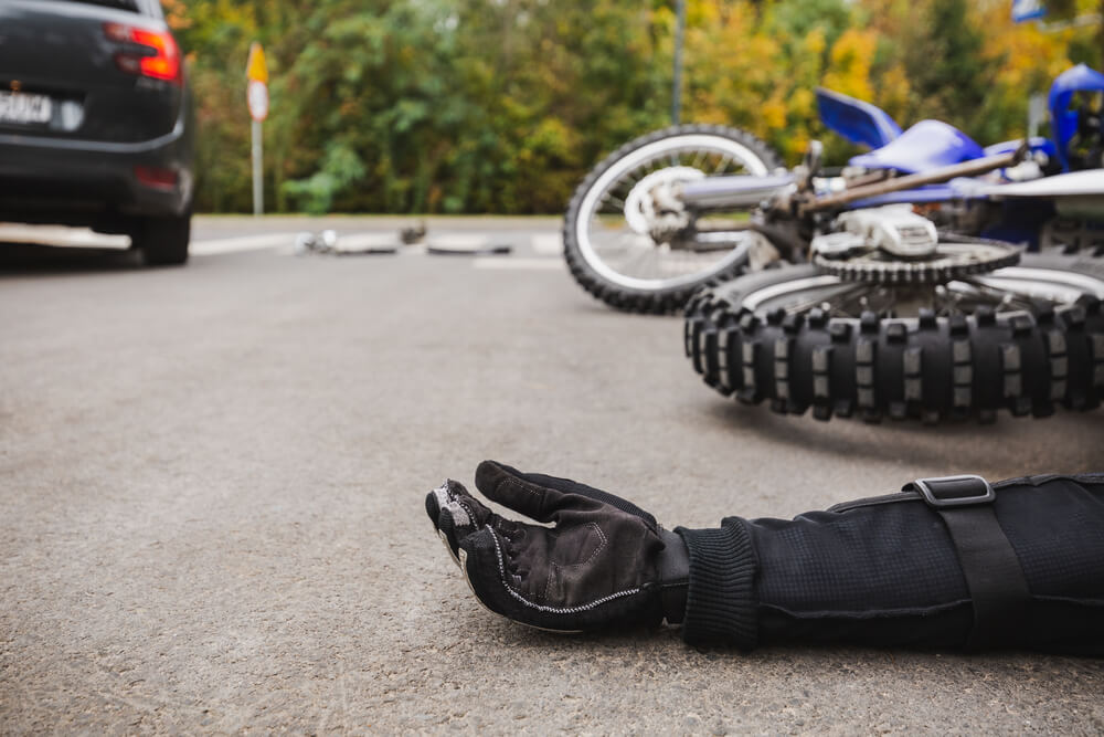 バイク事故は死亡などの重大な被害を受けやすい